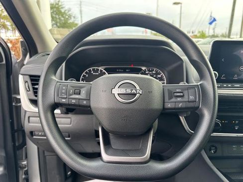 Certified 2025 Nissan Rogue S image 12