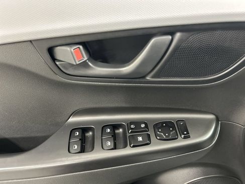 Used 2019 Hyundai Kona SEL AWD/4WD image 11