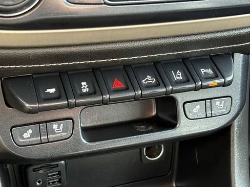 Used 2019 GMC Canyon Denali AWD/4WD image 22