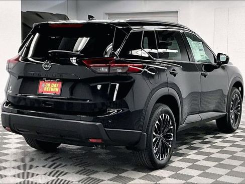 New 2026 Nissan Rogue SV FWD image 17