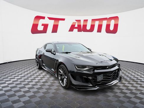 Used 2020 Chevrolet Camaro ZL1 RWD image 3