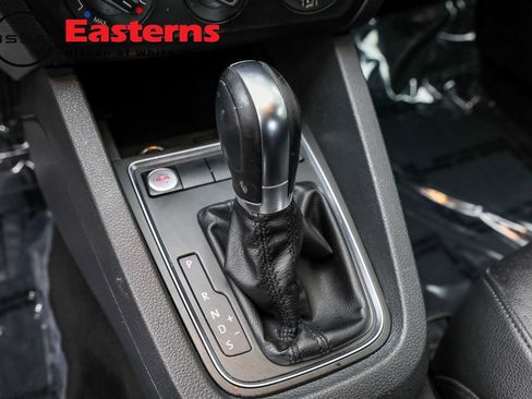 Used 2017 Volkswagen Jetta SE image 20