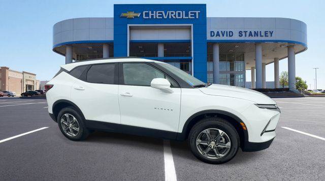 New 2026 Chevrolet Blazer LT w/ Convenience Package FWD image 9