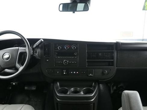 Used 2024 Chevrolet Express 3500 LS RWD image 16