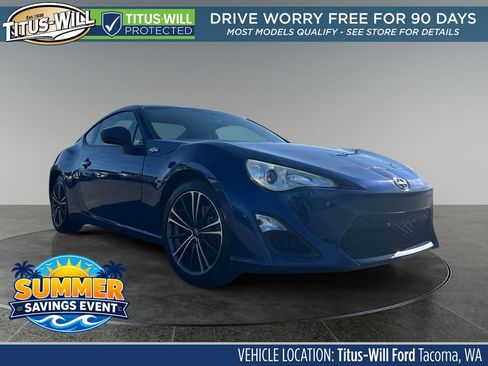 Used 2013 Scion FR-S RWD image 1