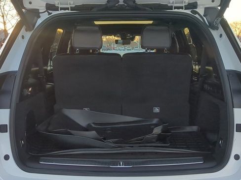 Used 2023 Jeep Grand Cherokee L Overland w/ Luxury Tech Group IV image 16