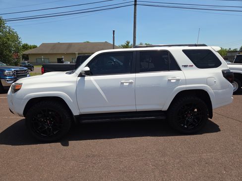 Certified 2016 Toyota 4Runner TRD Pro AWD/4WD image 6