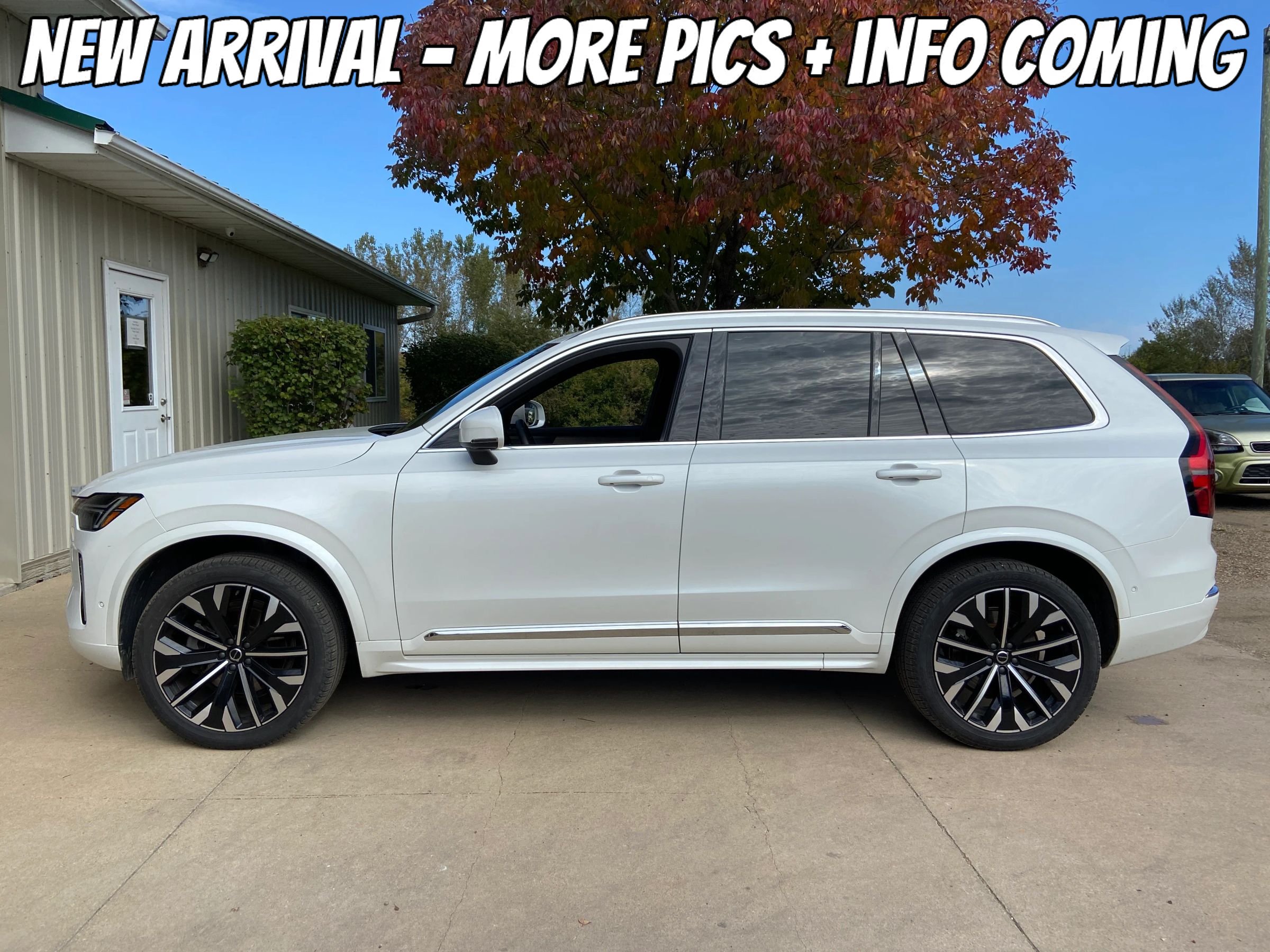 Used 2026 Volvo XC90 B6 Plus AWD/4WD image 2