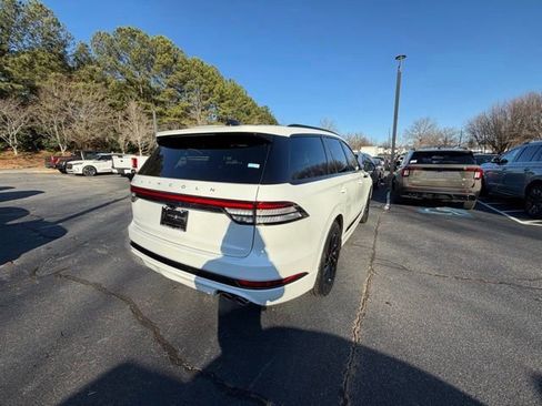 New 2026 Lincoln Aviator Reserve w/ Jet Appearance Package image 7