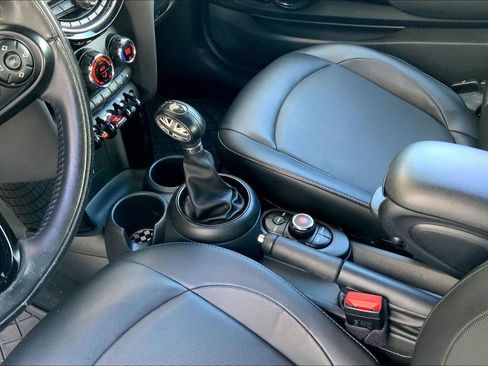 Used 2019 MINI Cooper Convertible FWD image 16