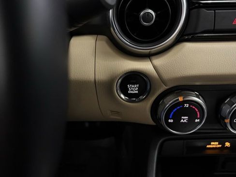 Used 2016 MAZDA MX-5 Miata Grand Touring image 18