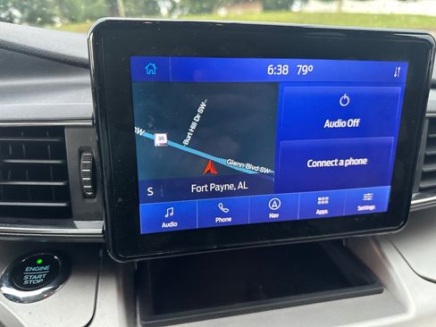 Used 2021 Ford Explorer XLT w/ Equipment Group 202A RWD image 10