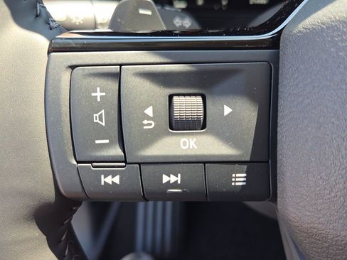 New 2026 Nissan Pathfinder Platinum FWD image 23