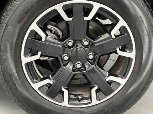 Used 2023 Jeep Renegade Trailhawk AWD/4WD image 69