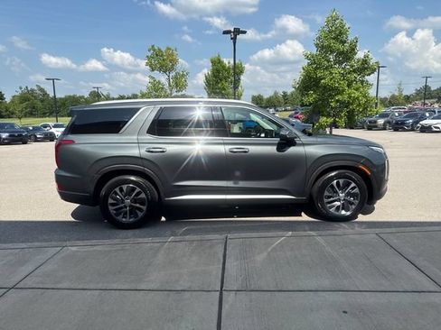 Used 2022 Hyundai Palisade SEL FWD image 5