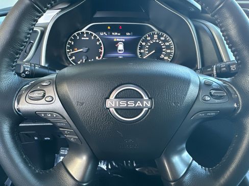 Used 2024 Nissan Murano SV image 23