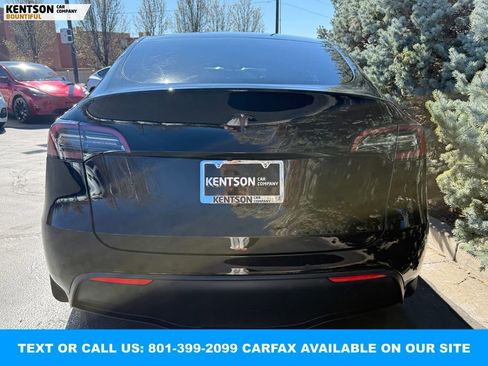 Used 2022 Tesla Model Y Long Range AWD/4WD image 7