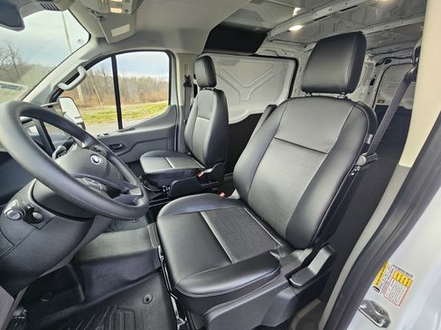 New 2025 Ford Transit 250 Low Roof image 18