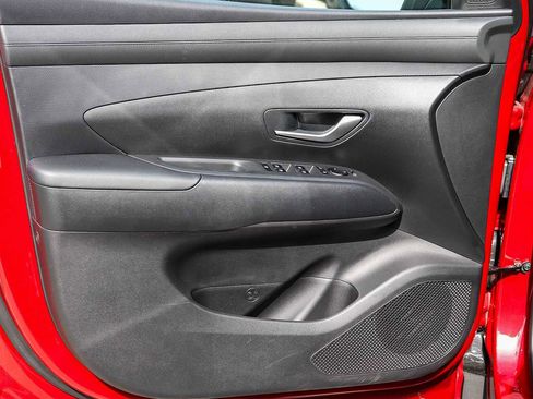 New 2026 Hyundai Tucson Blue SE image 23