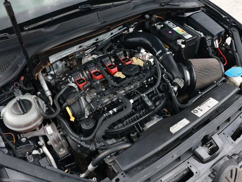 Used 2017 Volkswagen GTI Sport FWD image 46
