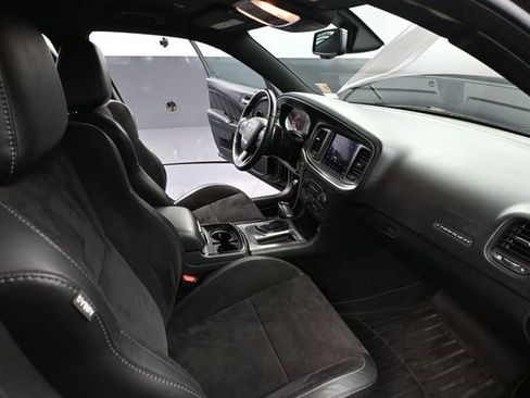 Used 2021 Dodge Charger R/T w/ Plus Group RWD image 49