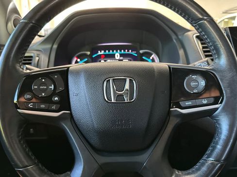 Used 2019 Honda Pilot Touring image 28