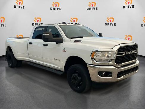 Used 2024 RAM 3500 Big Horn w/ Towing Technology Group AWD/4WD image 7