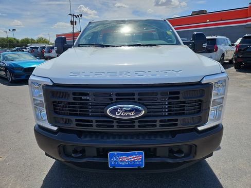New 2026 Ford F250 XL w/ XL Off-Road Package AWD/4WD image 3