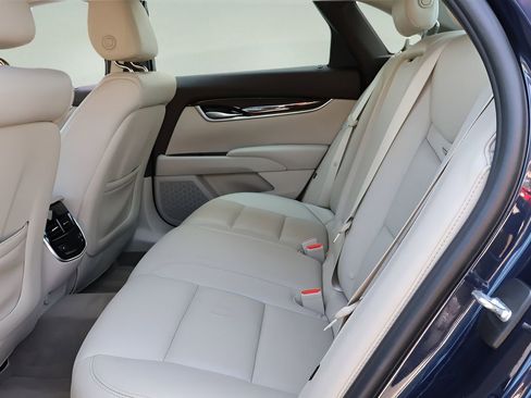 Used 2016 Cadillac XTS Luxury w/ Driver Awareness Package image 12