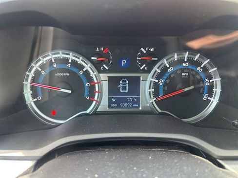 Used 2018 Toyota 4Runner Limited image 34