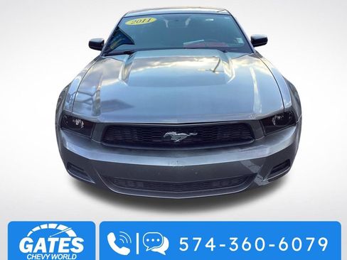 Used 2011 Ford Mustang Coupe w/ Security Pkg RWD image 2