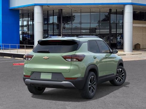 New 2026 Chevrolet TrailBlazer LT w/ Driver Confidence Package FWD image 4