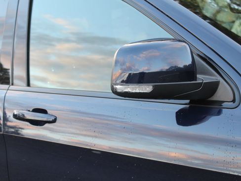 Used 2018 Jeep Grand Cherokee High Altitude image 37