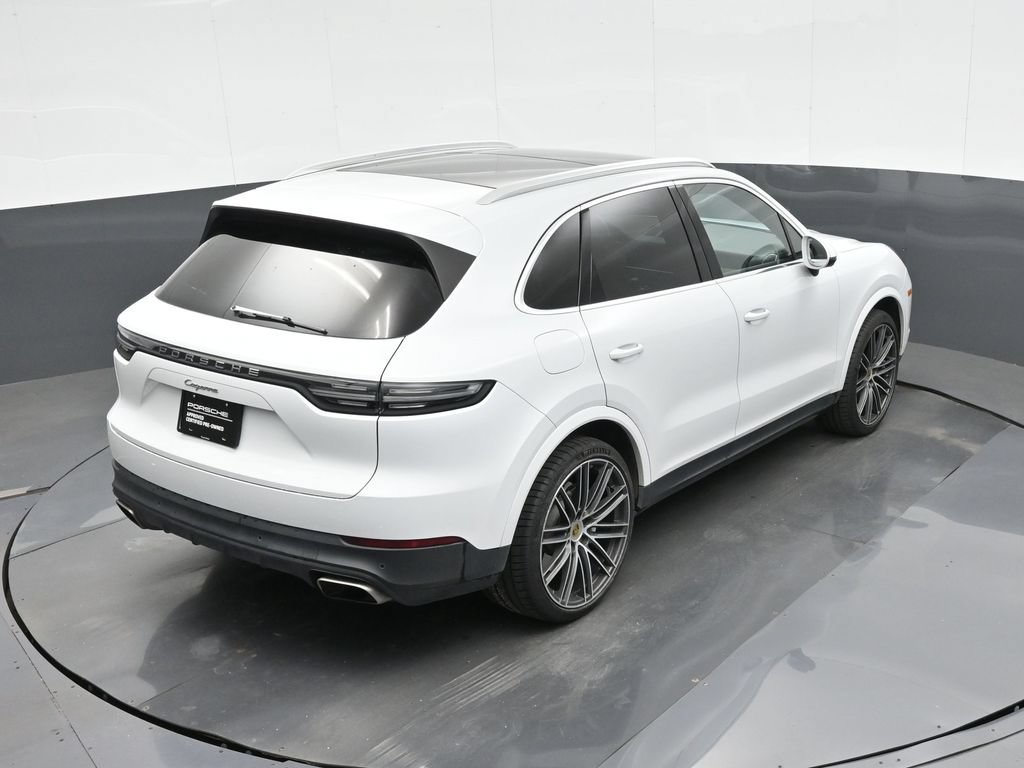 Certified 2022 Porsche Cayenne AWD/4WD image 30