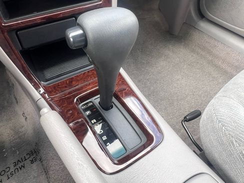 Used 2001 Nissan Altima GXE image 51