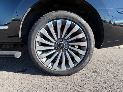 Used 2018 Lincoln Navigator Reserve w/ Technology Package AWD/4WD image 20