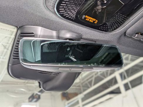 Certified 2026 Mercedes-Benz GLC 300 4MATIC image 31