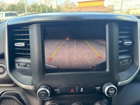 Used 2024 RAM 3500 Big Horn image 42