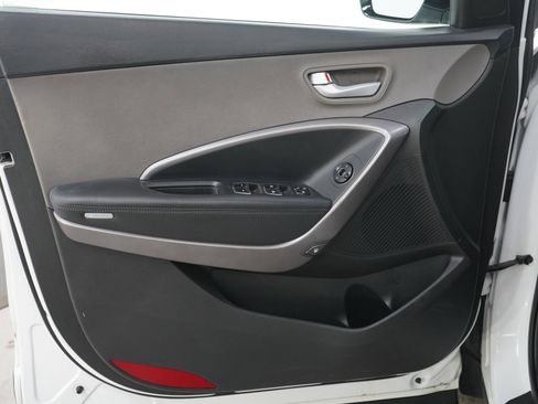 Used 2015 Hyundai Santa Fe Sport FWD image 20