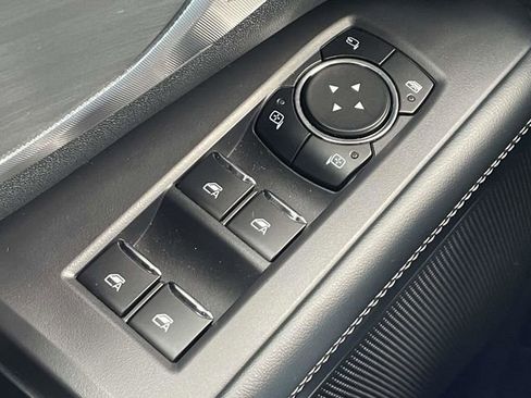 Used 2025 Ford Expedition Max Platinum image 37