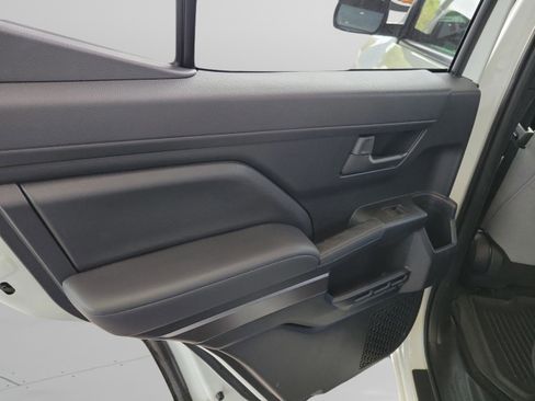 Certified 2025 Toyota 4Runner TRD Off-Road image 25