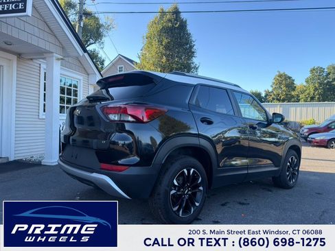 Used 2023 Chevrolet TrailBlazer LT w/ Convenience Package AWD/4WD image 7