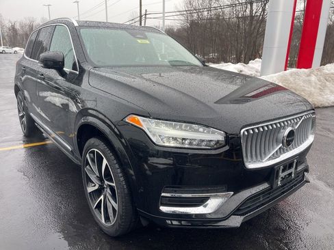 Used 2023 Volvo XC90 B6 Plus w/ Protection Package Premier image 8