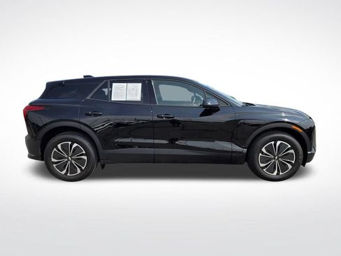 Used 2025 Chevrolet Blazer EV LT AWD/4WD image 2