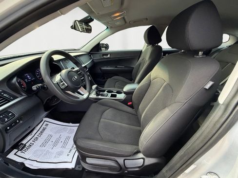 Used 2020 Kia Optima LX image 9