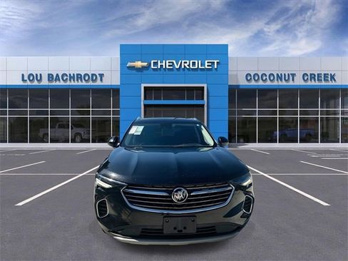 Used 2023 Buick Envision Essence image 3