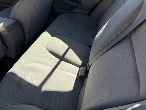 Used 2012 Honda Civic LX image 15