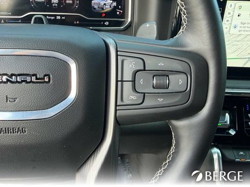 Used 2025 GMC Sierra 1500 Denali Ultimate AWD/4WD image 39
