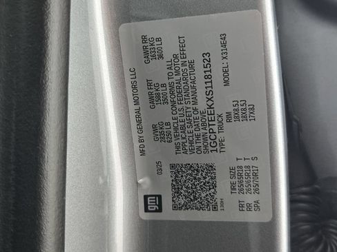 Certified 2025 Chevrolet Colorado Trail Boss AWD/4WD image 39