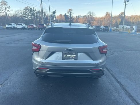 New 2026 Chevrolet Trax ACTIV w/ Sunroof Package image 4